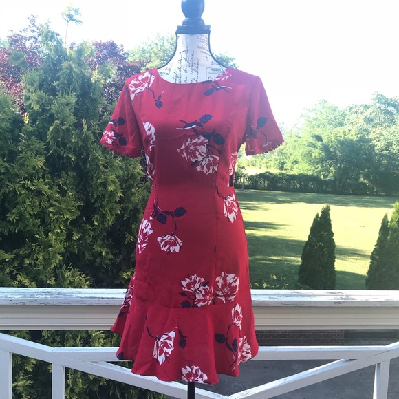 NWOT SOCIALITE Red Strappy Back Mini Dress Small - Picture 2 of 8